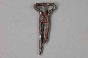 Maultrommel aus Eisen von der Burg Mömbris, Unterfranken, letztes Drittel 14. Jh., Fd.-Nr. 169, H. 5,67 cm, Br. 2,44 cm