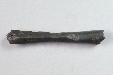 Armbrustbolzen, um 1400, Fd.-Nr. 025, H. 1,6 cm, Br. 15,0 cm