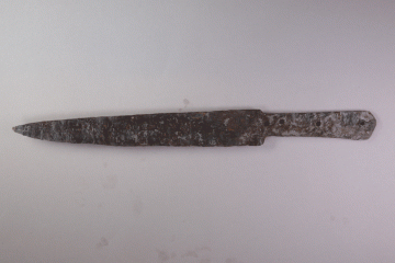 Messer aus Eisen von der Burg Mömbris, Unterfranken, ca. 1400, Fd.-Nr. 487, H. 3,4 cm, Br. 33,4 cm