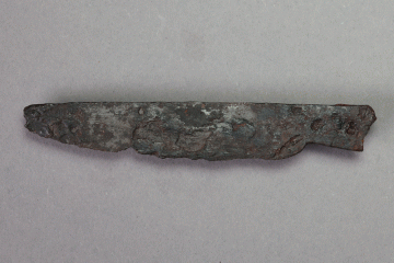 Messer von der Burg Hauenstein, um 1400, Fd.-Nr. 279, H. 1,6 cm, Br. 9,8 cm